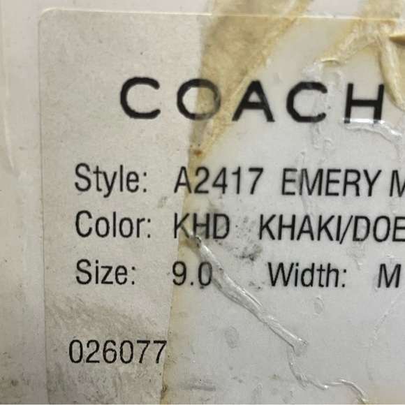 COACH CLASSIC SIGNATURE LOAFERS - Picture 3 of 3